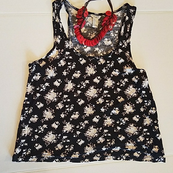 💖 Forever 21 Large Black Floral Racer back Tank - Picture 2 of 4